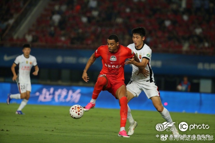 纳萨里奥闪击难救主,海港客场2-1逆转河南